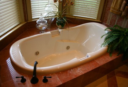 Bathtub plumbing in Wallingford, PA by S&R Plumbing